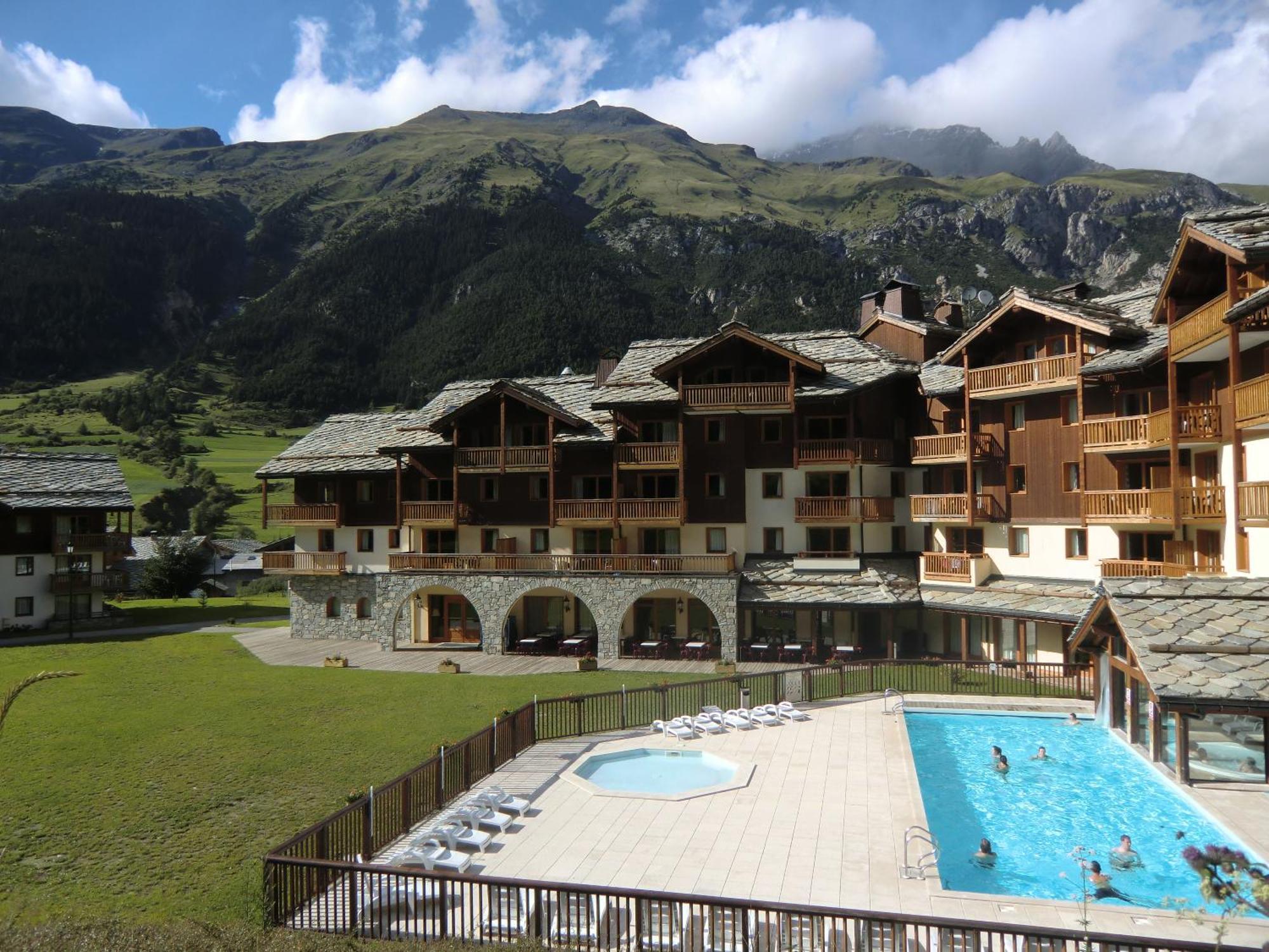 Les Champs  Travelski Home Premium - Residence Les Alpages De Val Cenis מראה חיצוני תמונה